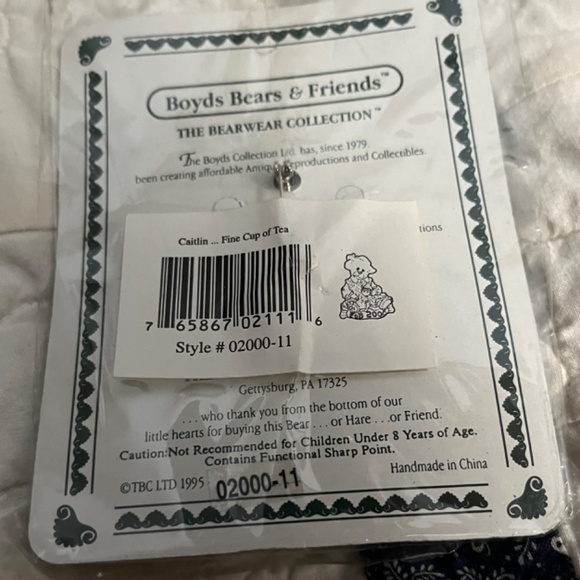 Vintage Boyds Bears & Friends Bearwear Brooch, 2000 - Picture 3 of 11